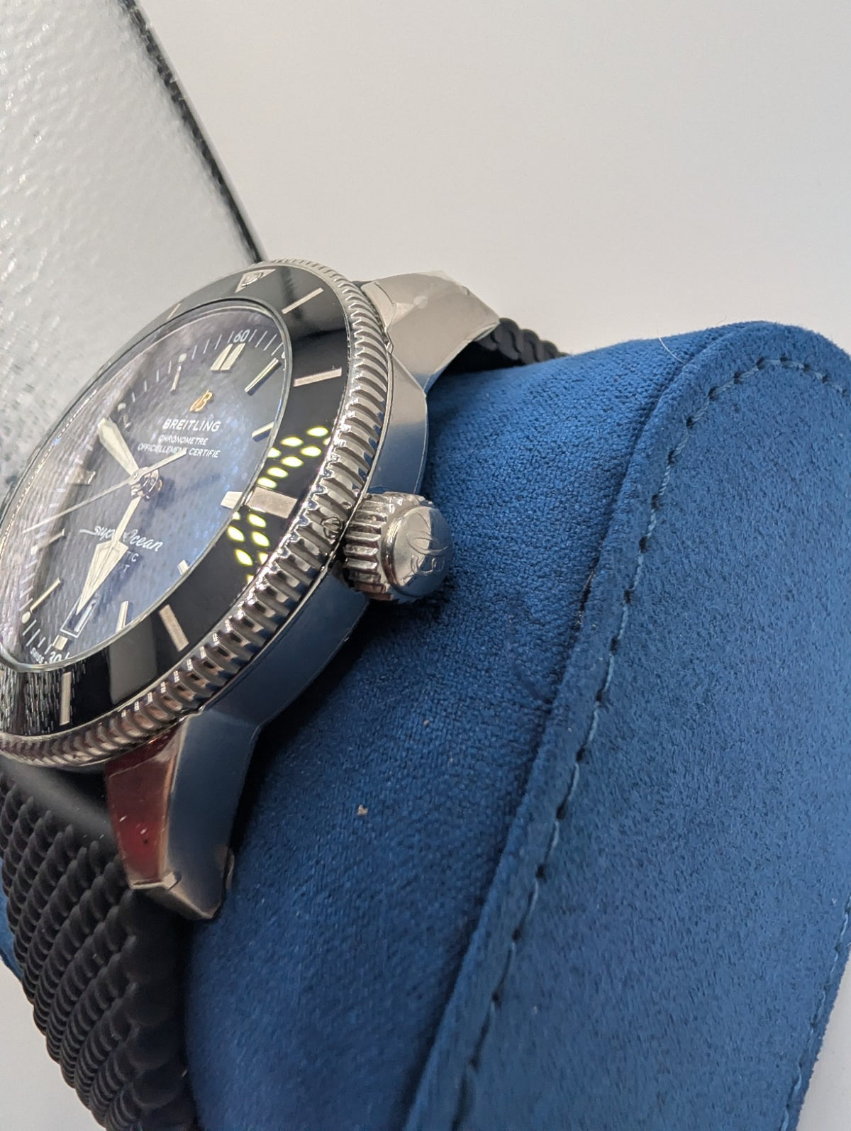 Breitling Superocean Heritage II B20 46mm Black Auto AB2020 Rubber Deployant