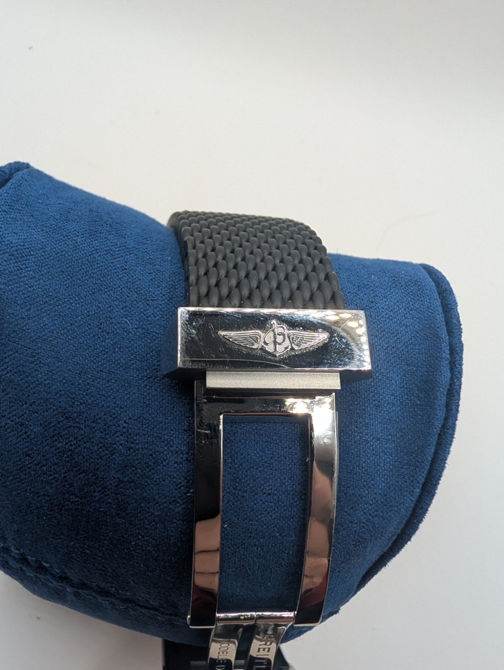 Breitling Superocean Heritage II B20 46mm Black Auto AB2020 Rubber Deployant