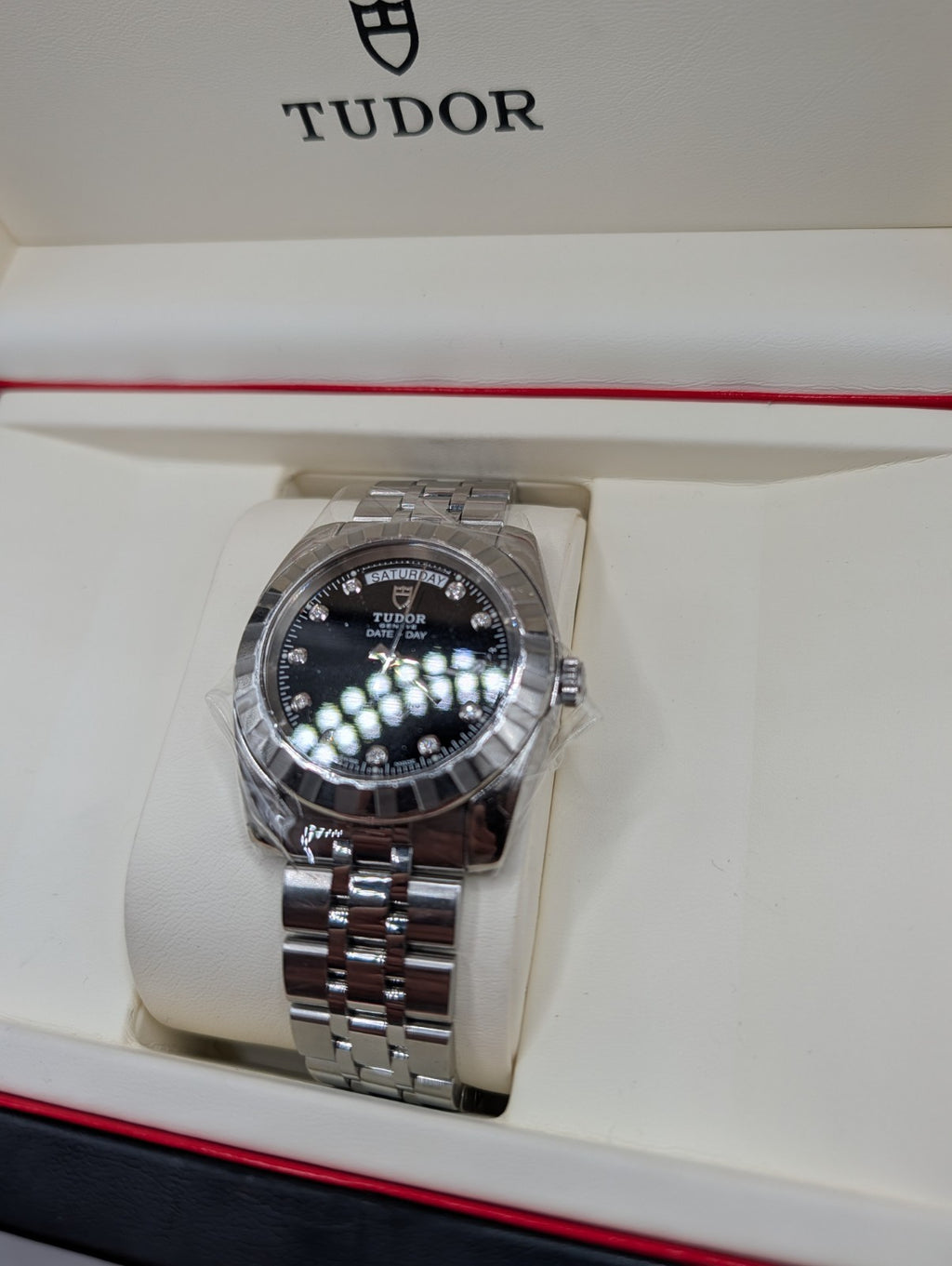 Tudor Classic Date+Day 39mm Black Factory Diamond Dial (Ref. 23010) – Box & Card