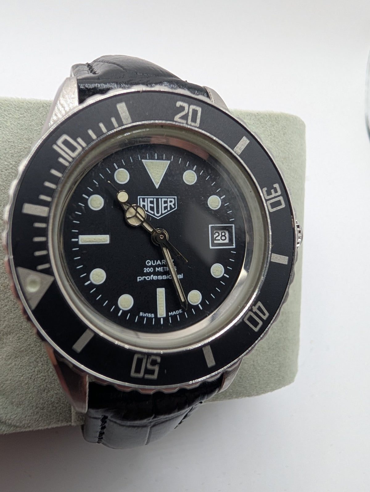Heuer professional 200m diver watch
