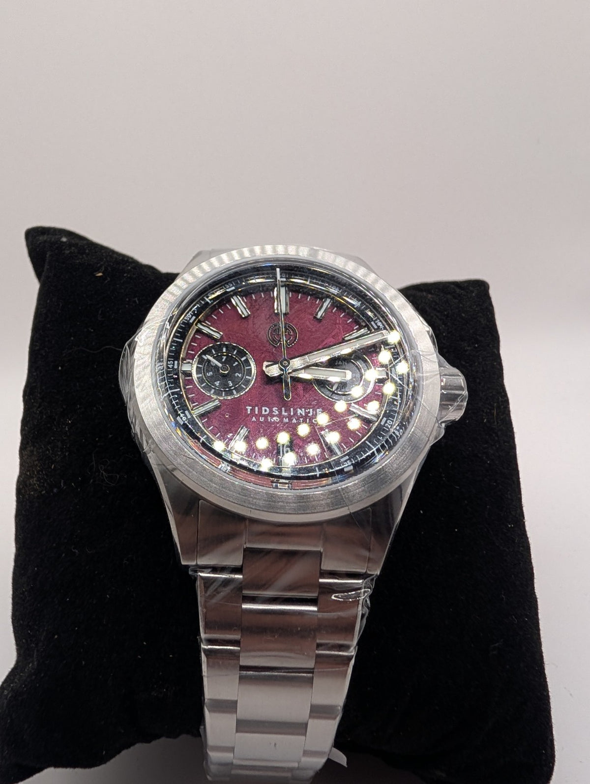 Henry Archer Tidslinje Meteorite – Spectral Red