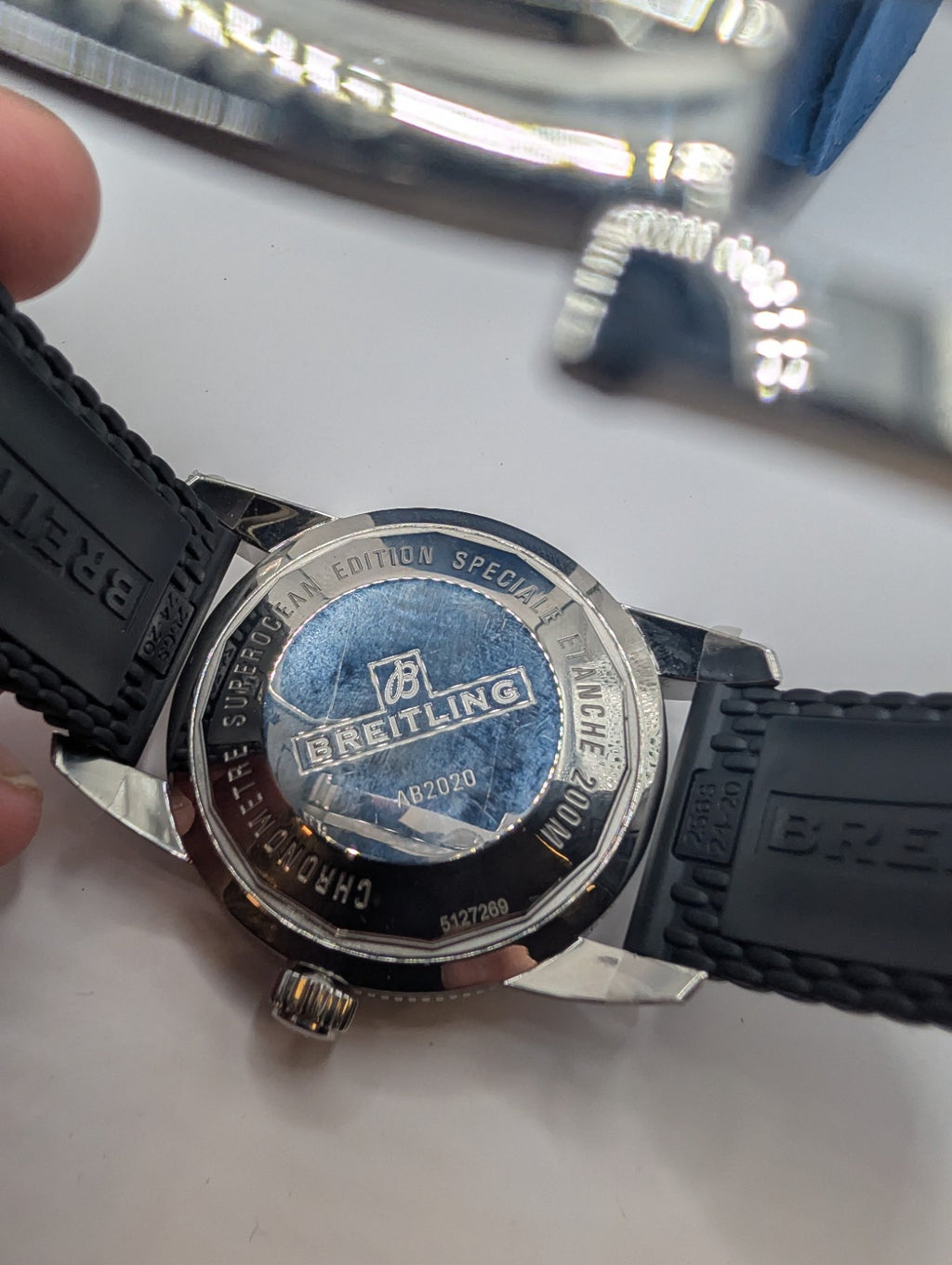 Breitling Superocean Heritage II B20 46mm Black Auto AB2020 Rubber Deployant